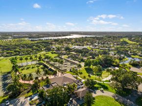 11863 Wimbledon Circle 450, Wellington FL 33414