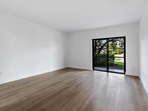 11863 Wimbledon Circle 450, Wellington FL 33414