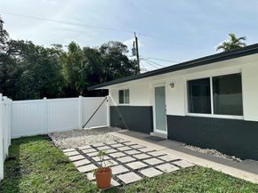 1811 SW 21st St, Fort Lauderdale FL 33315