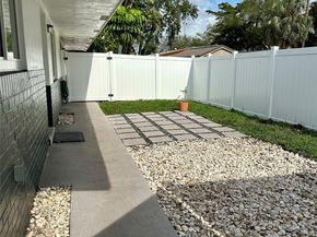 1811 SW 21st St, Fort Lauderdale FL 33315
