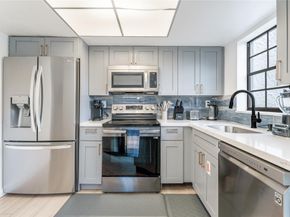 807 SW 14th Ct, Fort Lauderdale FL 33315