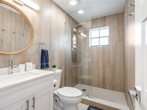 807 SW 14th Ct, Fort Lauderdale FL 33315