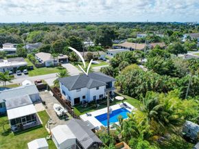 807 SW 14th Ct, Fort Lauderdale FL 33315