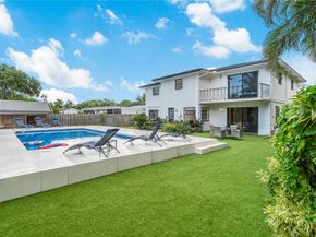 807 SW 14th Ct, Fort Lauderdale FL 33315