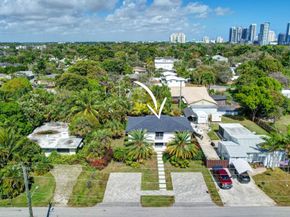 807 SW 14th Ct, Fort Lauderdale FL 33315