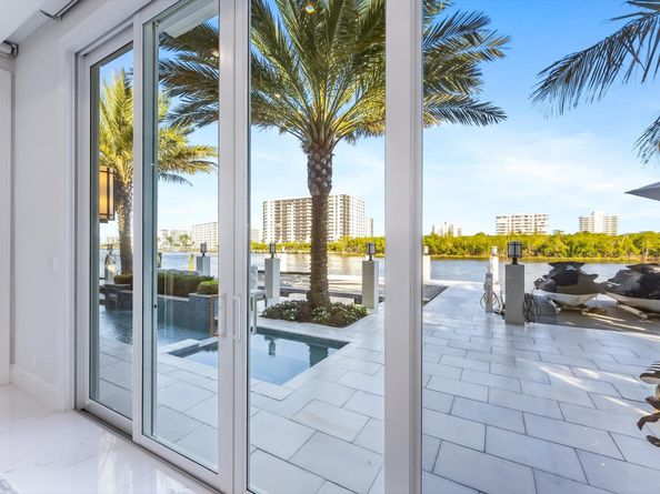 7212 NE 8th Drive, Boca Raton FL 33487