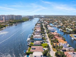 7212 NE 8th Drive, Boca Raton FL 33487