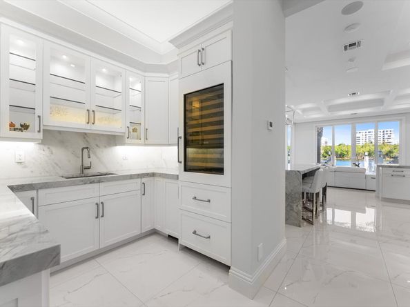 7212 NE 8th Drive, Boca Raton FL 33487