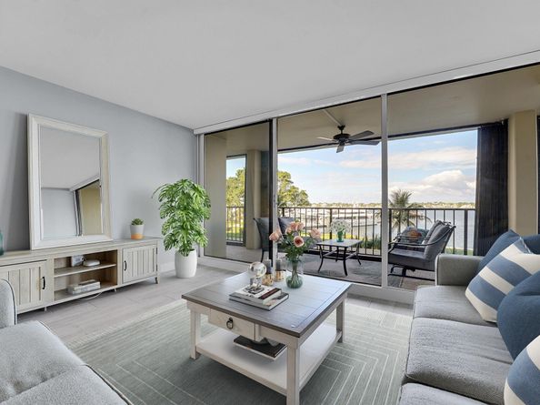 134 Lakeshore Drive 316, North Palm Beach FL 33408