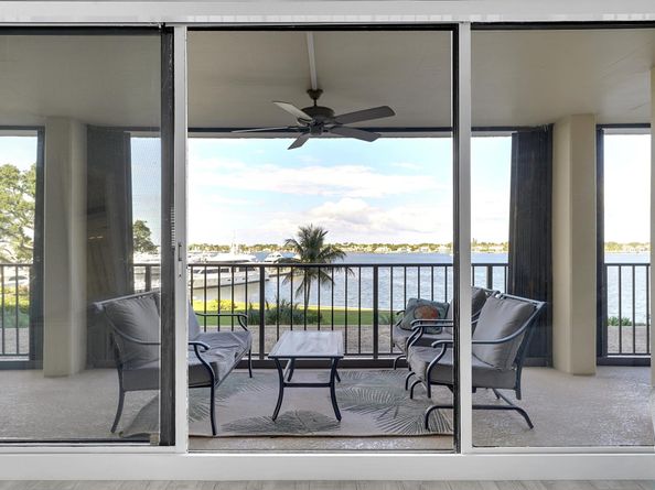 134 Lakeshore Drive 316, North Palm Beach FL 33408