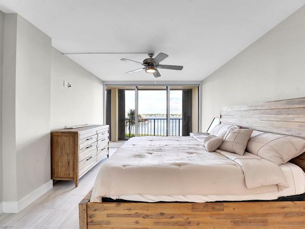 134 Lakeshore Drive 316, North Palm Beach FL 33408