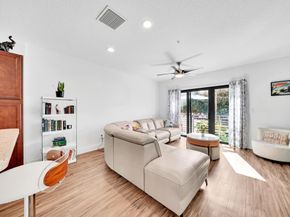 1110 Lucerne Avenue B, Lake Worth Beach FL 33460