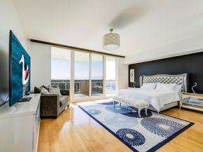 1063 Hillsboro Mile 703, Hillsboro Beach FL 33062