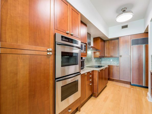 1063 Hillsboro Mile 703, Hillsboro Beach FL 33062