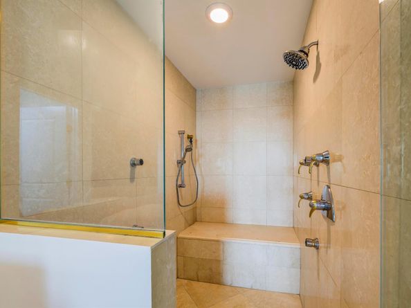 1063 Hillsboro Mile 703, Hillsboro Beach FL 33062