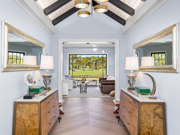 39 Country Road S, Village Of Golf FL 33436