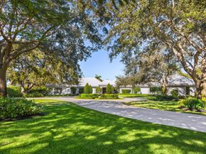 39 Country Road S, Village Of Golf FL 33436