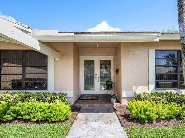 6053 Petaluma Drive, Boca Raton FL 33433