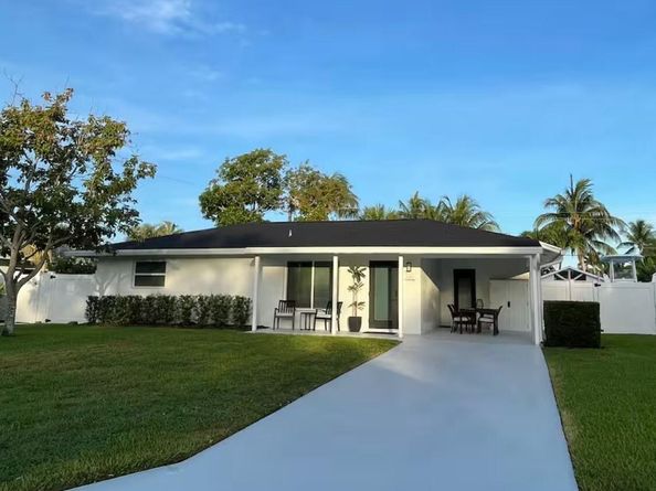 1523 Berkshire Avenue, Jupiter FL 33469