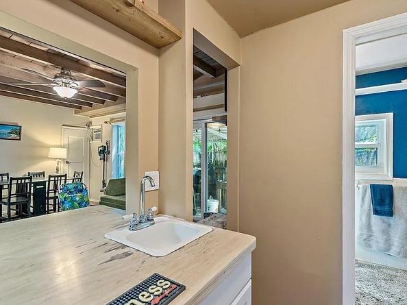 400 45th St, West Palm Beach FL 33407