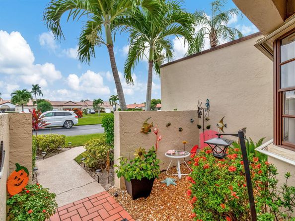 8343 Mooring Circle, Boynton Beach FL 33472