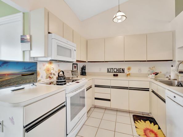 8343 Mooring Circle, Boynton Beach FL 33472