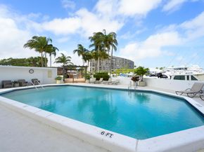 108 Lakeshore Drive 38T, North Palm Beach FL 33408