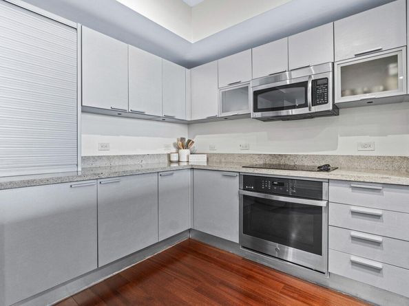 2640 Lake Shore Drive 908, Riviera Beach FL 33404