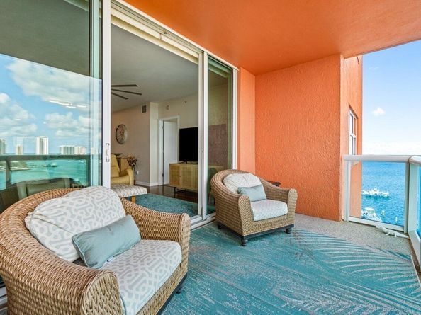 2640 Lake Shore Drive 908, Riviera Beach FL 33404
