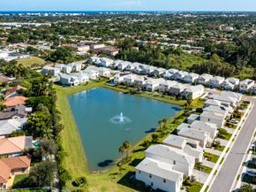 1822 Lake Cove Drive, Lake Worth Beach FL 33460