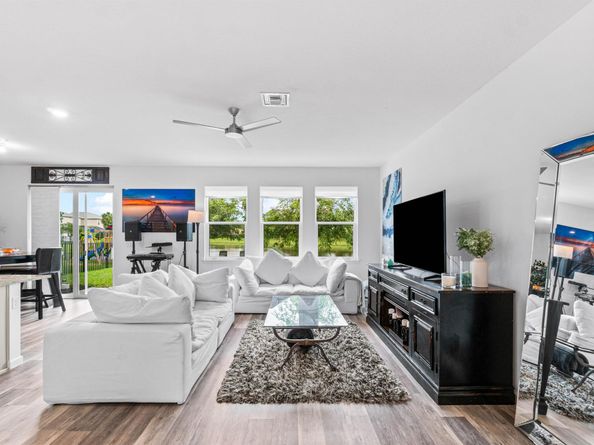 1822 Lake Cove Drive, Lake Worth Beach FL 33460