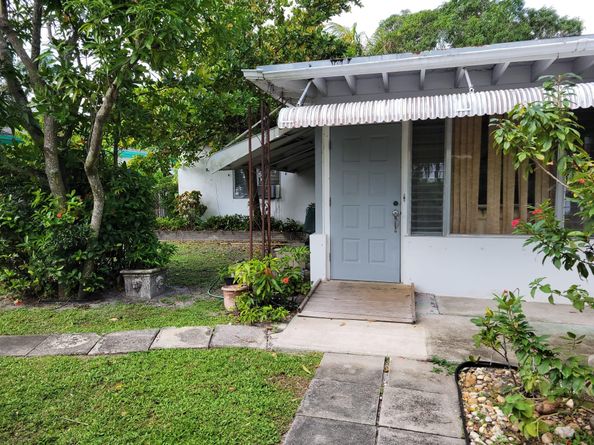 1309 NW 3rd Ave, Fort Lauderdale FL 33311