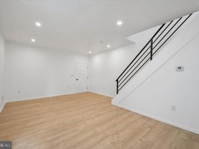 12 Greenway Avenue, Darby PA 19023