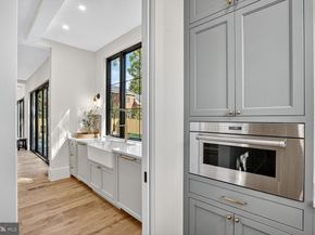 1615 N Wakefield Street, Arlington VA 22207