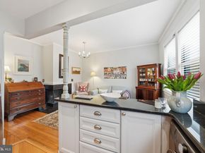 18 9TH Street NE 307, Washington DC 20002