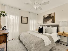 909 8TH Street NE, Washington DC 20002