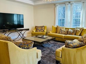 6413 Divine Street, Mclean VA 22101