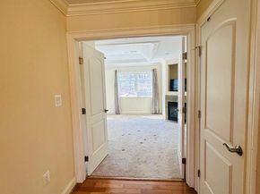 6413 Divine Street, Mclean VA 22101