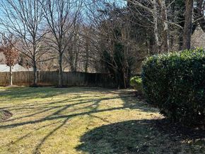 6413 Divine Street, Mclean VA 22101