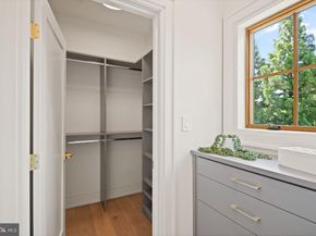 5022 Cathedral Avenue NW, Washington DC 20016