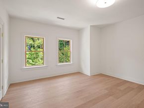 5022 Cathedral Avenue NW, Washington DC 20016