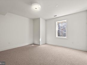 5022 Cathedral Avenue NW, Washington DC 20016