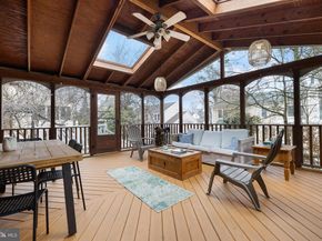 1439 Millikens Bend Road, Herndon VA 20170