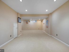 1439 Millikens Bend Road, Herndon VA 20170