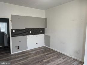 819 E Russell Street, Philadelphia PA 19134