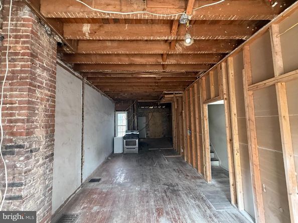819 E Russell Street, Philadelphia PA 19134