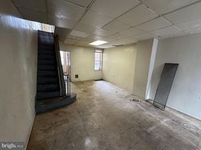 321 Cantrell Street, Philadelphia PA 19148