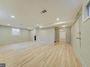 2400 S Arlington Ridge Road, Arlington VA 22202