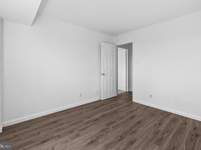 5340 Holmes Run Parkway 1102, Alexandria VA 22304