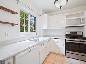 1640 Fitzgerald Lane, Alexandria VA 22302